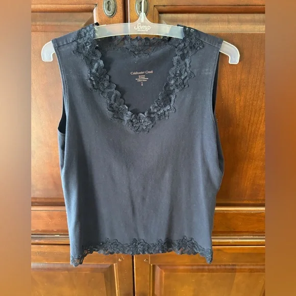 Coldwater Creek navy sleeveless top with lace trim. Size small in navy. - Picture 1 of 1